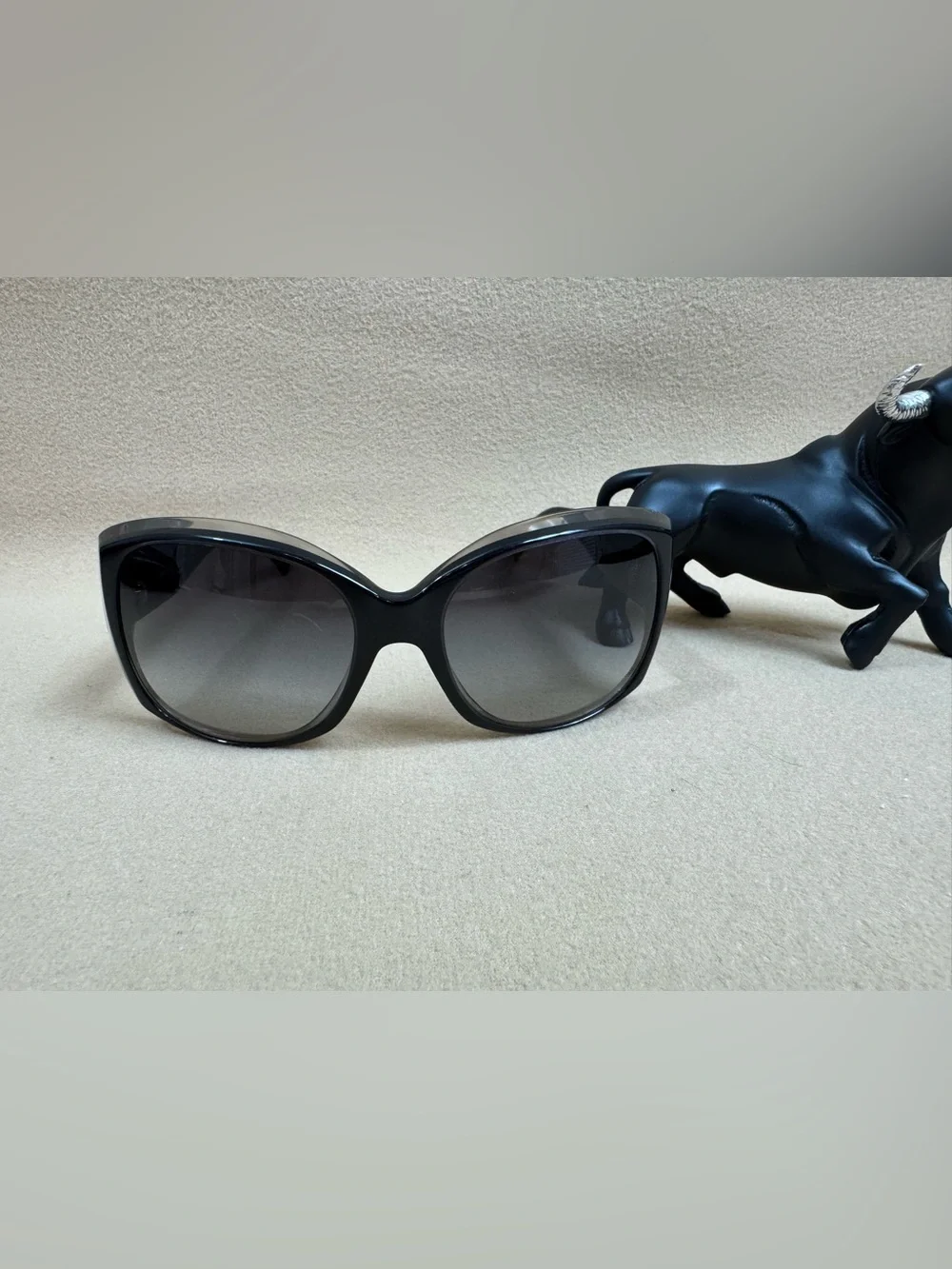 CHANEL Black Sunglasses with Iridescent CC Emblem